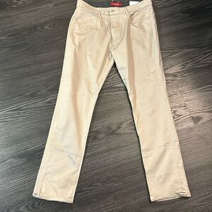 NWT🍍GUESS KHAKI🍍sz 36x32🍍XY